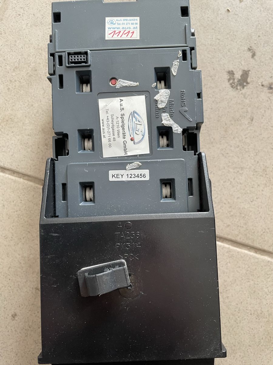 Slot Machine: Notenleser NV9 USB – Usato da Muri AG venduto da SwissConsultings