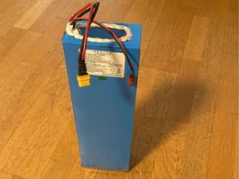 Batterie für e Scooter Vmax VX2 ST 13AH 48 Volt