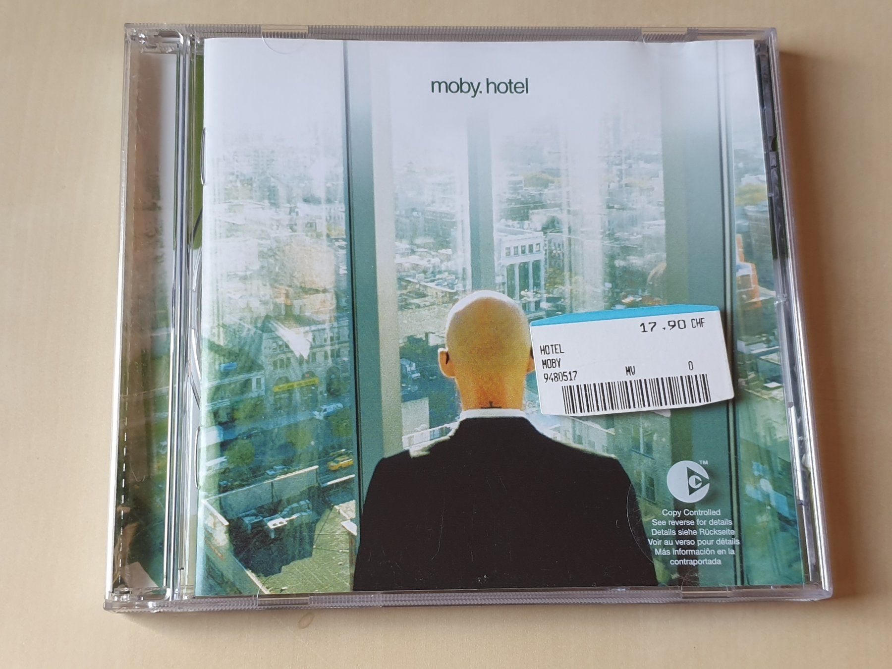 CDs: Moby Hotel – D'occasion à Stansstad par collectorsshop