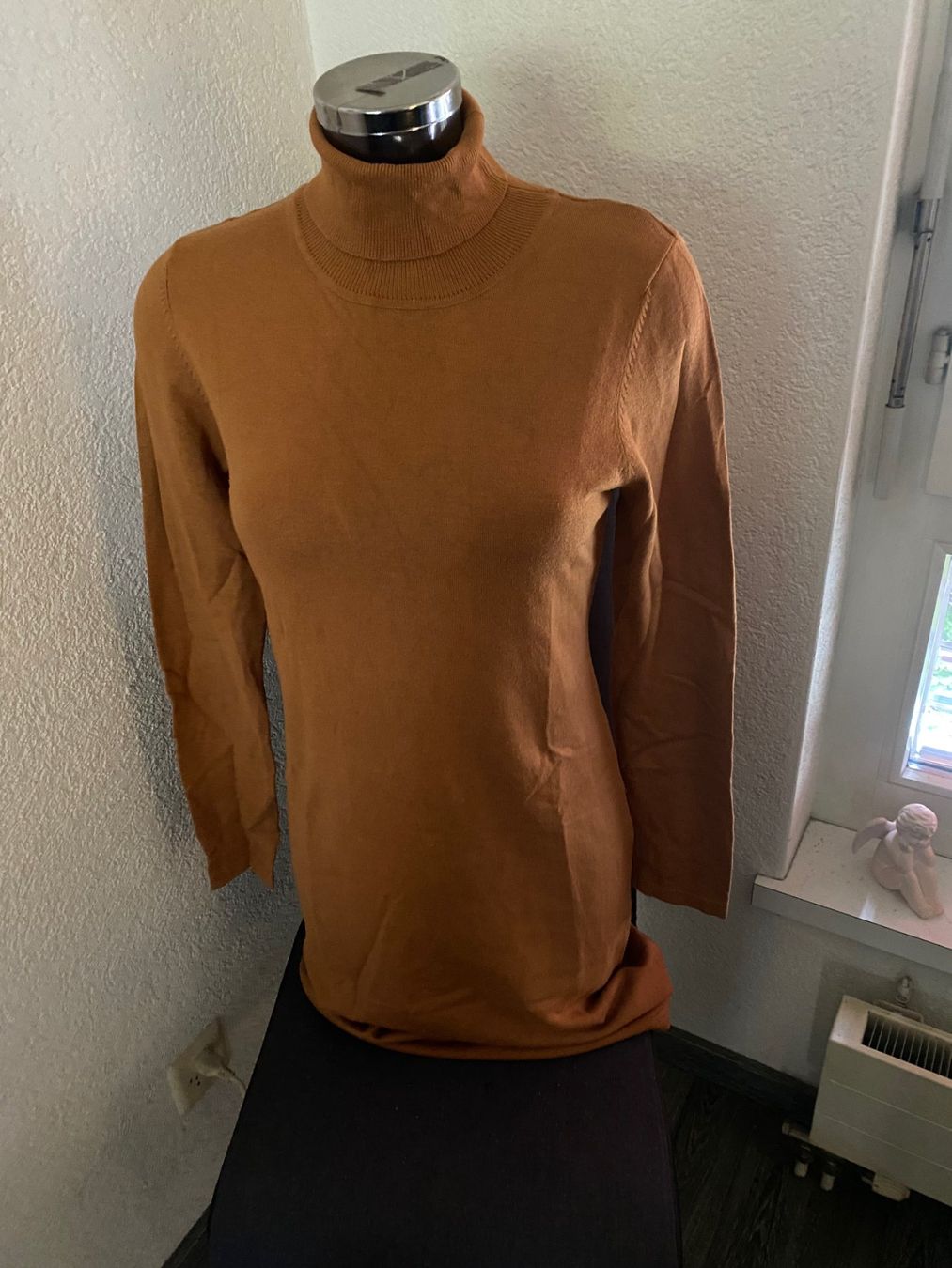 Kleider: InWear Kleid mit Rollkragen Grösse L – Gebraucht aus Allenwinden von Obalu 1