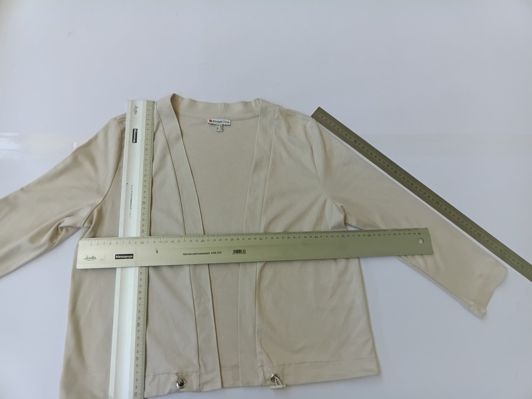 Bolero: Jacke / Bolero – Nuovo (secondo la descrizione) da Wängi venduto da Ladys_First 4