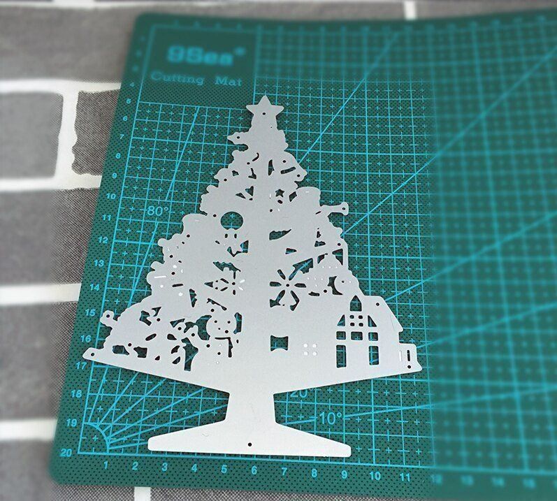 Sciablone: WEIHNACHTSBAUM GESCHMÜCKT STANZSCHABLONE – Nuovo e nell'imballaggio originale da Affoltern am Albis venduto da Makianwa 2