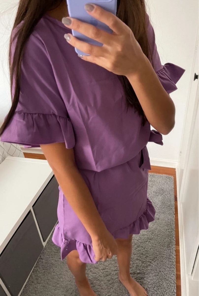 Kleider: Purple dress – Neu (gemäss Beschreibung) aus Dübendorf von maf_6tqh 1