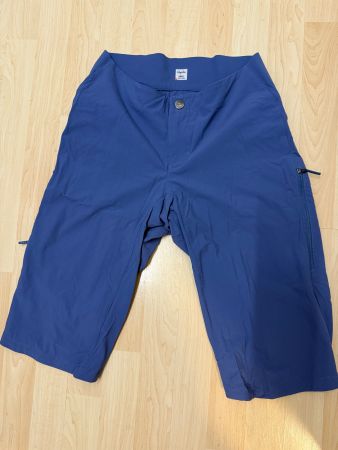 Rapha Bikeshorts / Outdoor-Shorts – Gr. S (Blau)