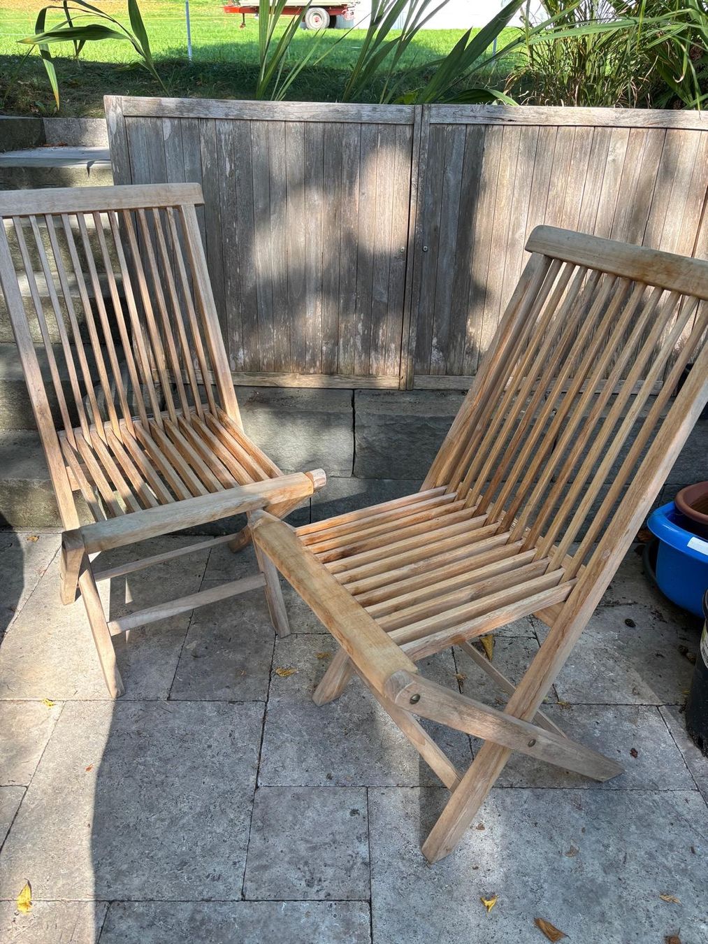 Chaises: 2 Teakholz Klappstühle – D'occasion à Grub SG par Nihonto66