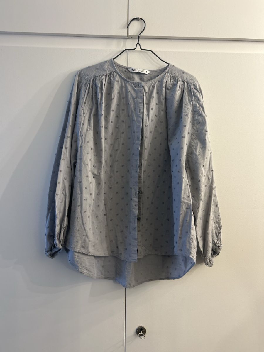 Zara Blusen: ZARA textured grey boho blouse, size XS fits until XL – Gebraucht aus Marly von redinaber