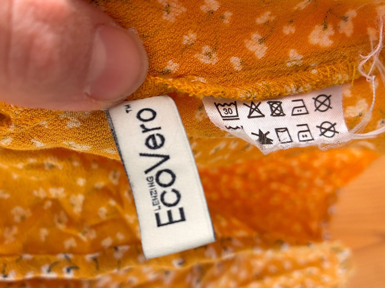 Esprit Camicette: Sommerliches Blüschen von Esprit Gr. 36/S – Usato da Bättwil venduto da tre_tj9g 4