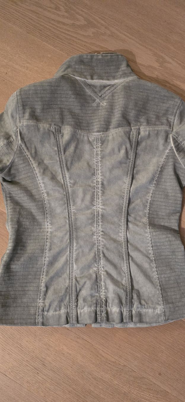 Marc Cain Giacche: toller Blazer von Marc Cain – Usato da Amlikon-Bissegg venduto da Schnuefeli4 4