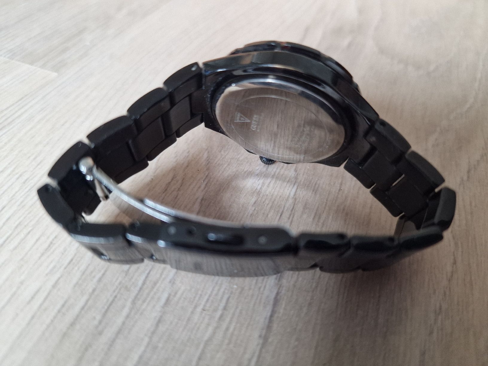 Guess Uhren: Original Guess Armbanduhr Schwarz – Gebraucht aus Wallisellen von Mina878 2