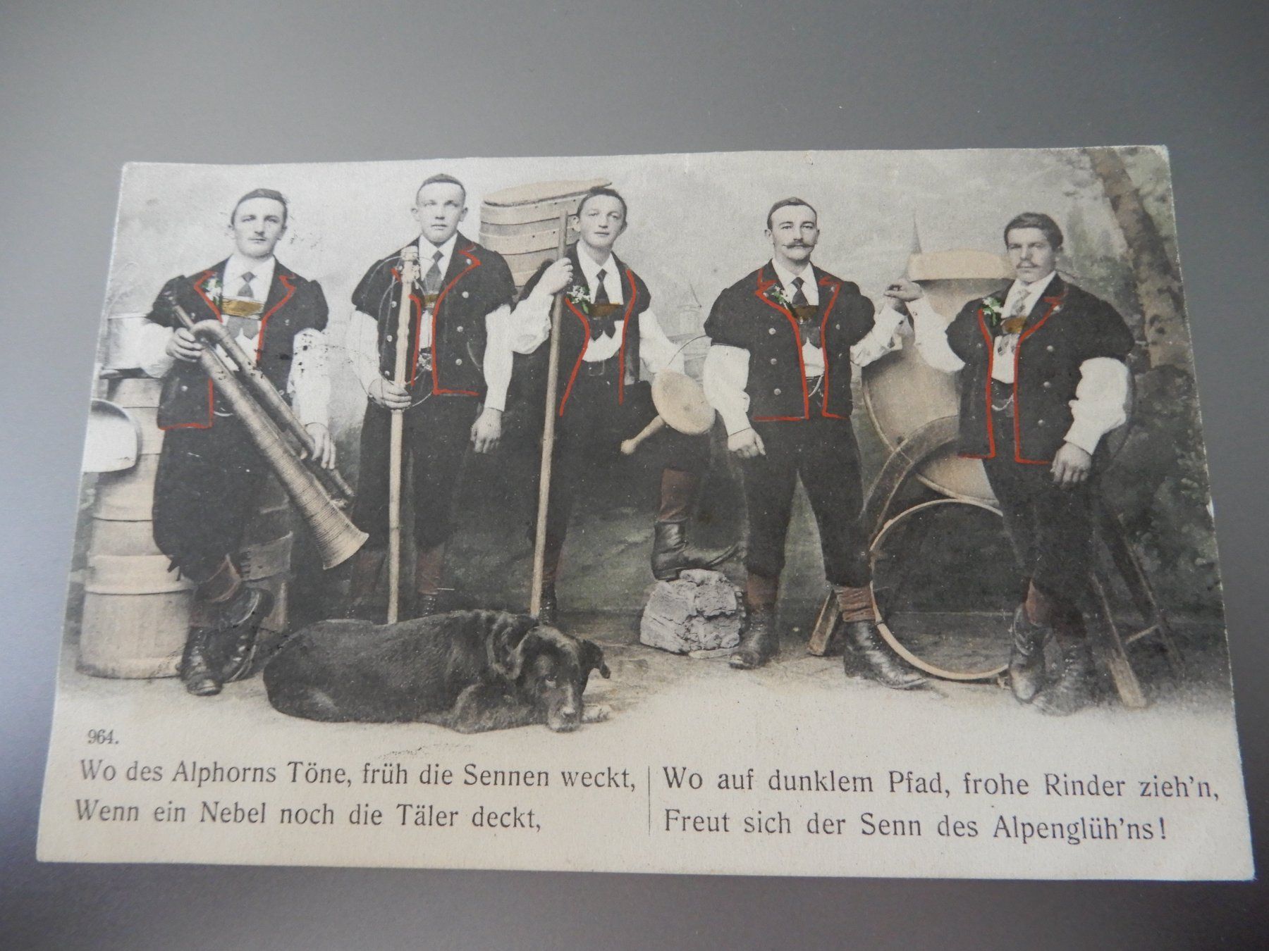 Cartoline postali: Historische Postkarte Älpler Sujet – Usato da Matten b. Interl venduto da Hardermandli