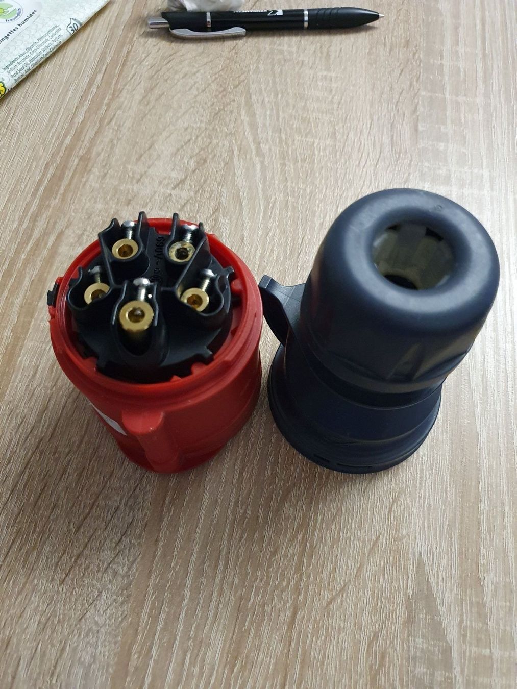 Stecker: CEE 32A 5P 400V Kupplung ABL K52S30 – Gebraucht aus Zürich von eymen20 3