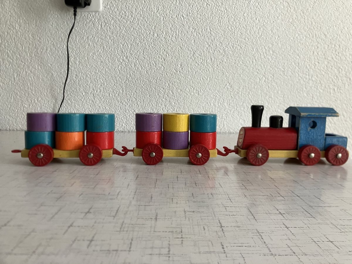 Giocattoli: Kleinkinder Holz Zug – Usato da Lyss venduto da Punktum01 4
