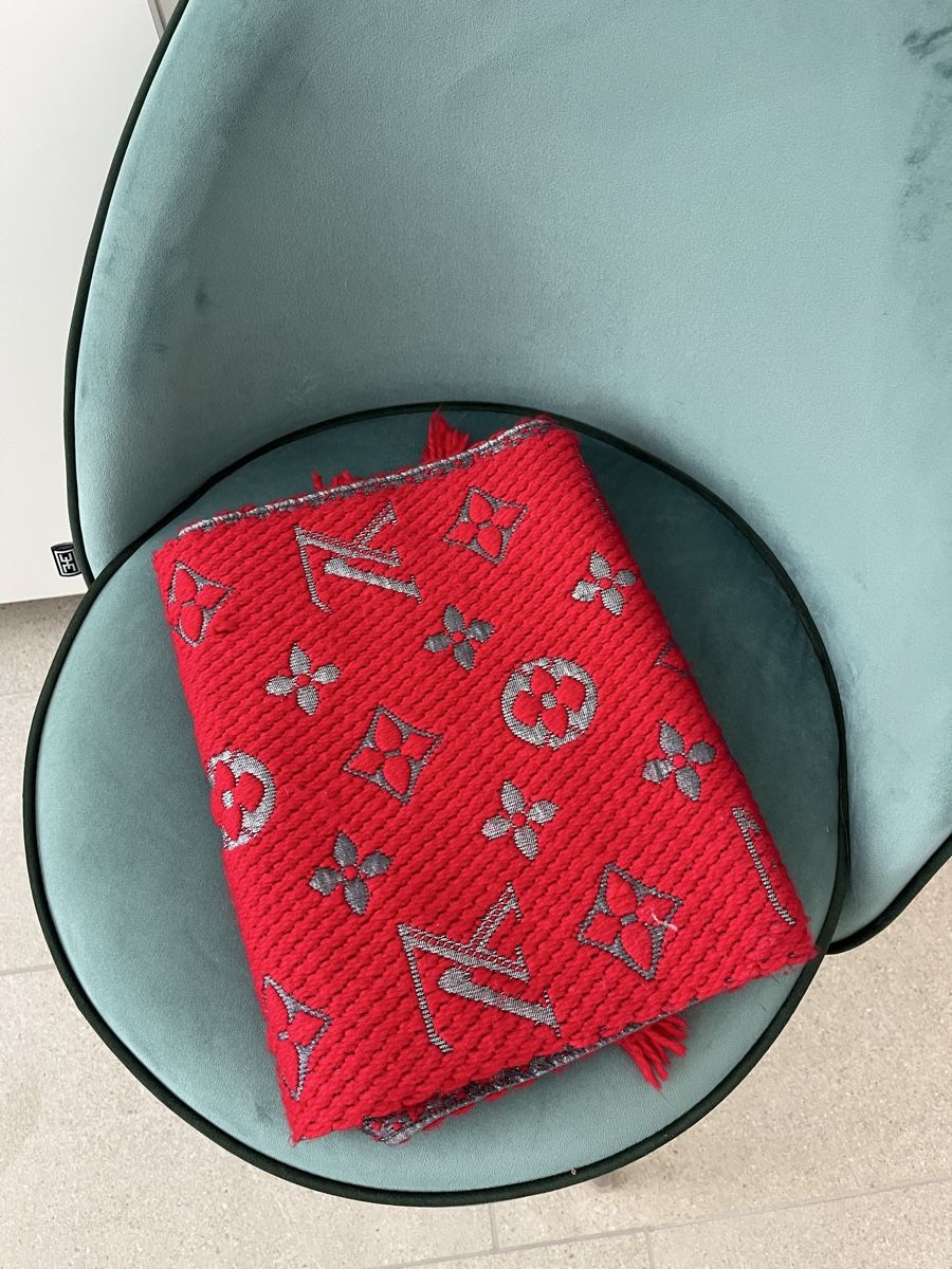 Foulard & Sciarpe: Schal Logomania Rot - look like – Usato da Horgen venduto da JPR911 1