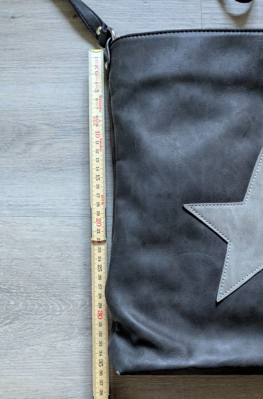 Borse: Sac bandoulière gris avec étoile – Usato da Orsieres venduto da IndianaJones50a 1