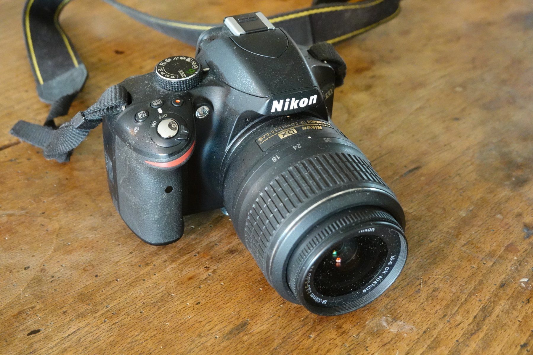 Nikon Fotocamera: Nikon D3200 – Usato da Zürich venduto da korunar