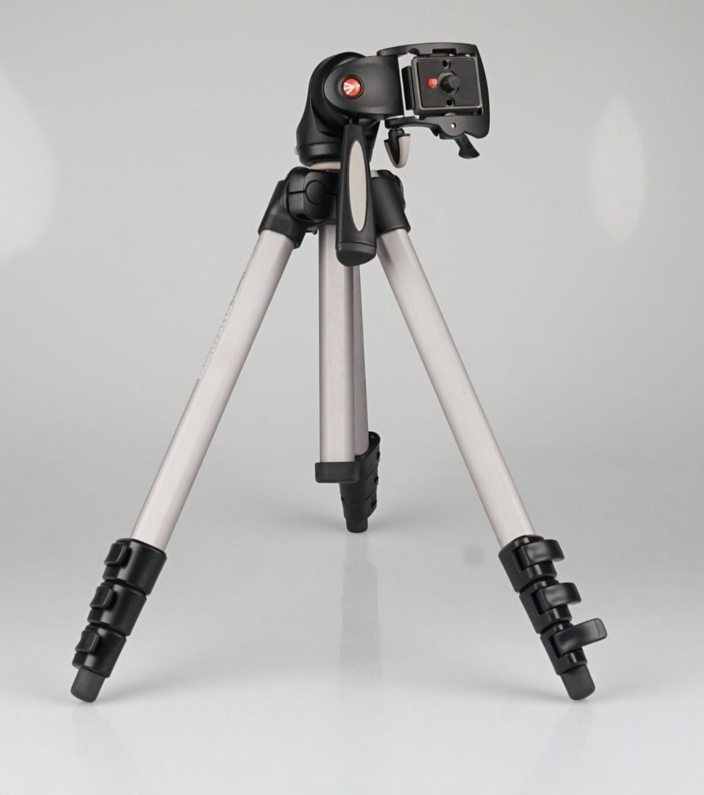 Foto & Immagini: Manfrotto kamera Stativ – Nuovo (secondo la descrizione) da Oberriet SG venduto da lea_sm9b