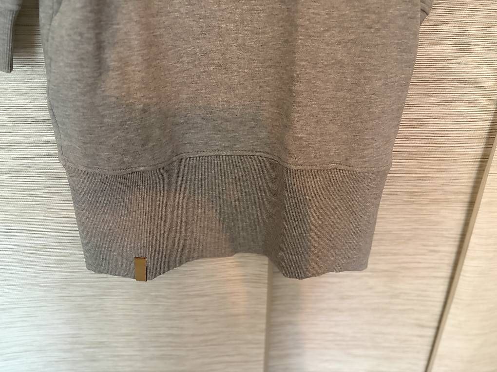 Esprit Vestiti: Hoodie Kleid Esprit edc / S – Usato da Thürnen venduto da Yaroc 1
