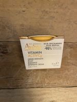 Avene Vitamin Activ Cg Creme Eclat Recharge 50ml Neuf