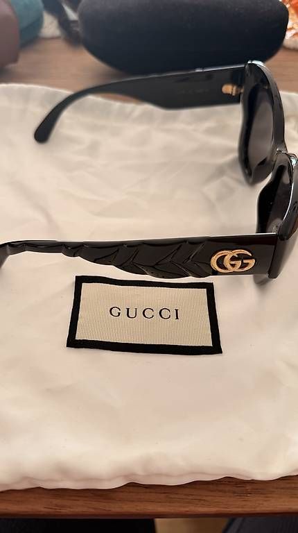 Occhiali & Lenti: GUCCI SONNENBRILLE SCHWARZ – Usato da Gutenswil venduto da Naguaa 1