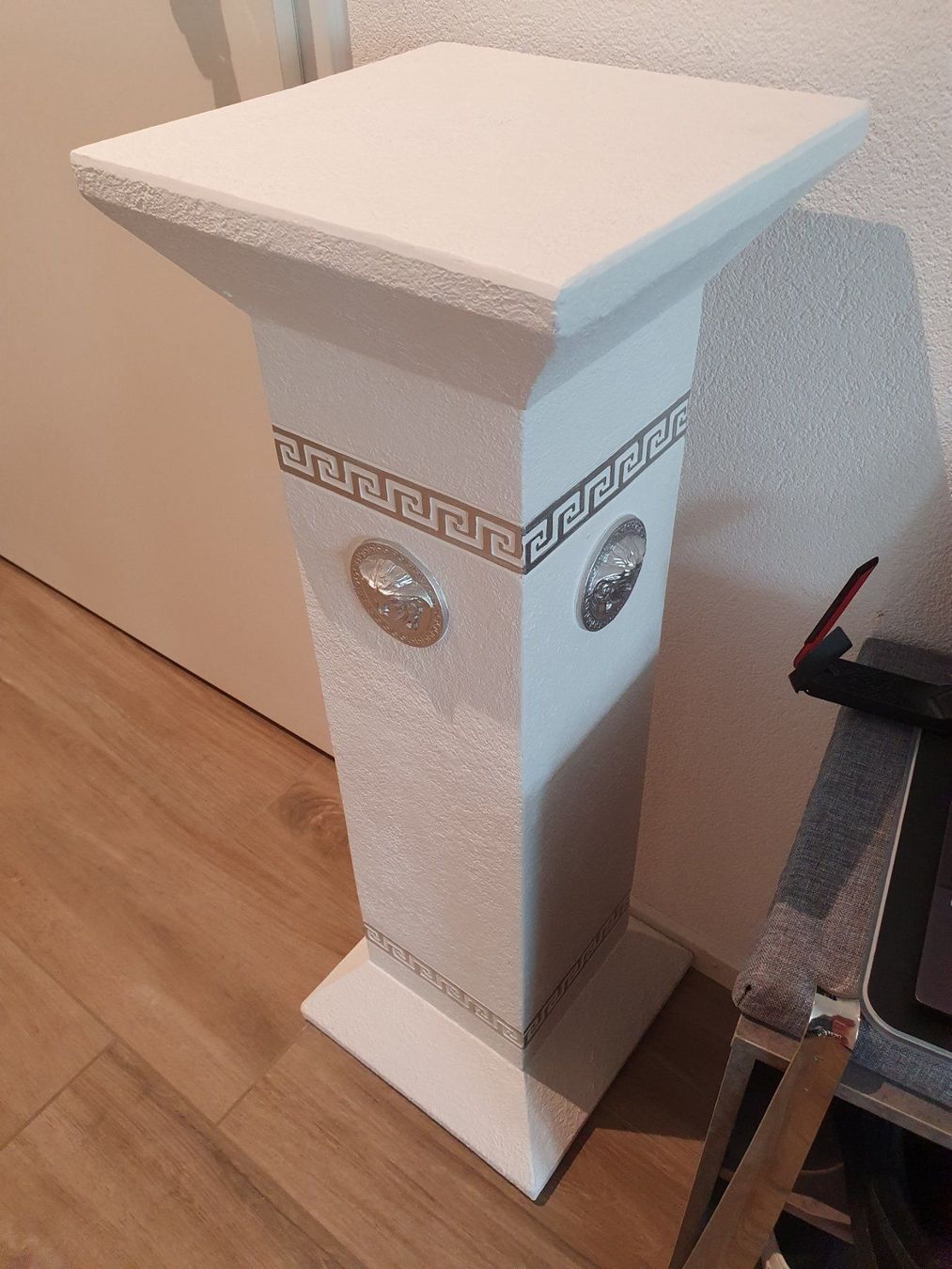 Tutte le decorazioni: Italienische Luxus Säule Weiss Silber – Usato da Dübendorf venduto da Alessandro-DG