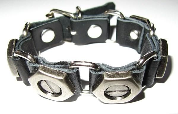 Sonstiger Schmuck: Steampunk Lederarmband Schrauben 6-kant – Neu (gemäss Beschreibung) aus Schwanden GL von UHRKNALL