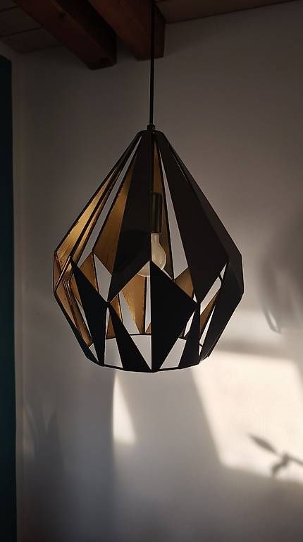 Lampade: Lampe gold/schwarz  – Usato da Solothurn venduto da silencia02 1