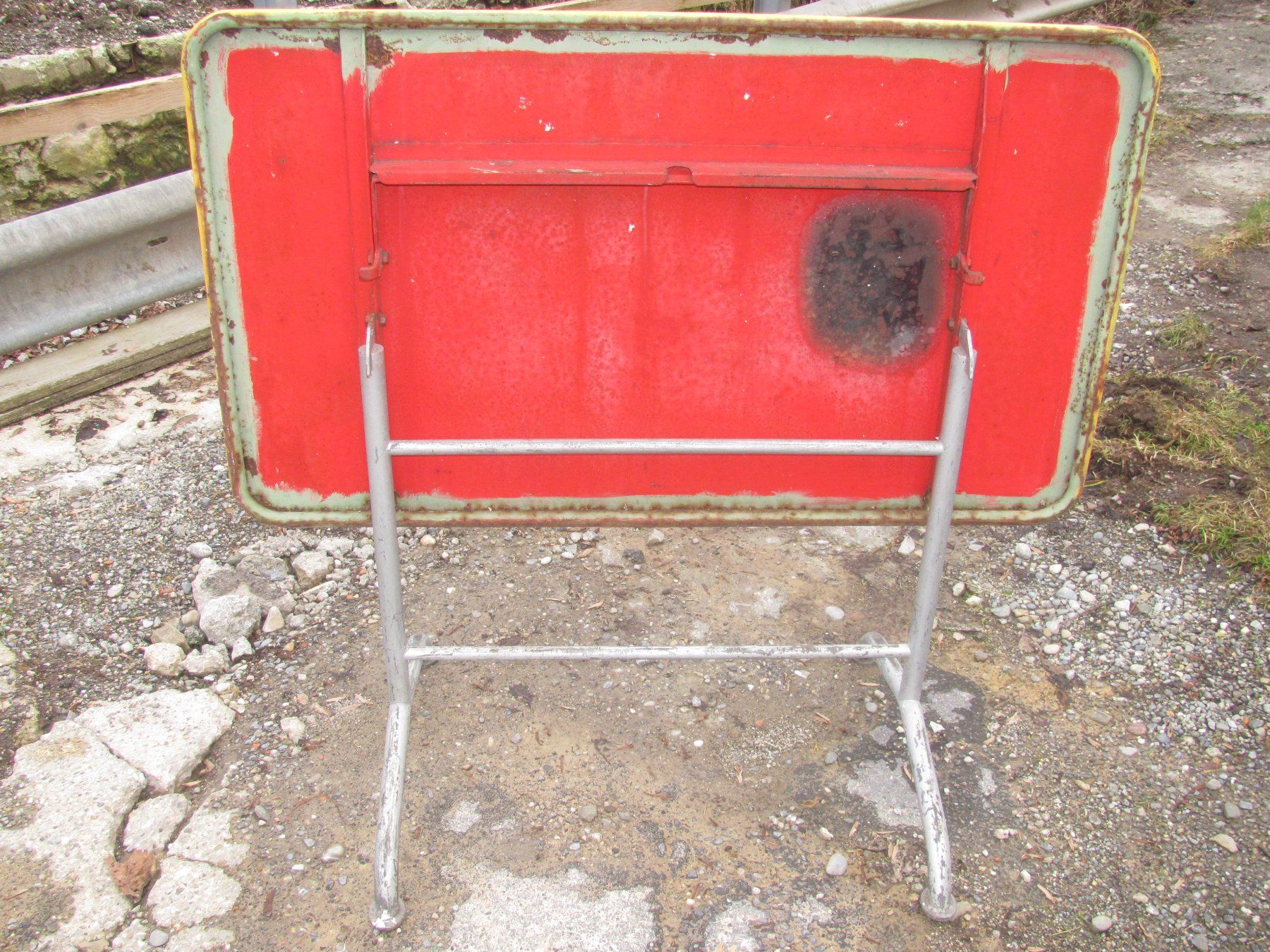 Bigla Tavoli: BIGLA Blechtisch Gartentisch 70x120cm, Höhe 75 – Usato da Malters venduto da Monark 1