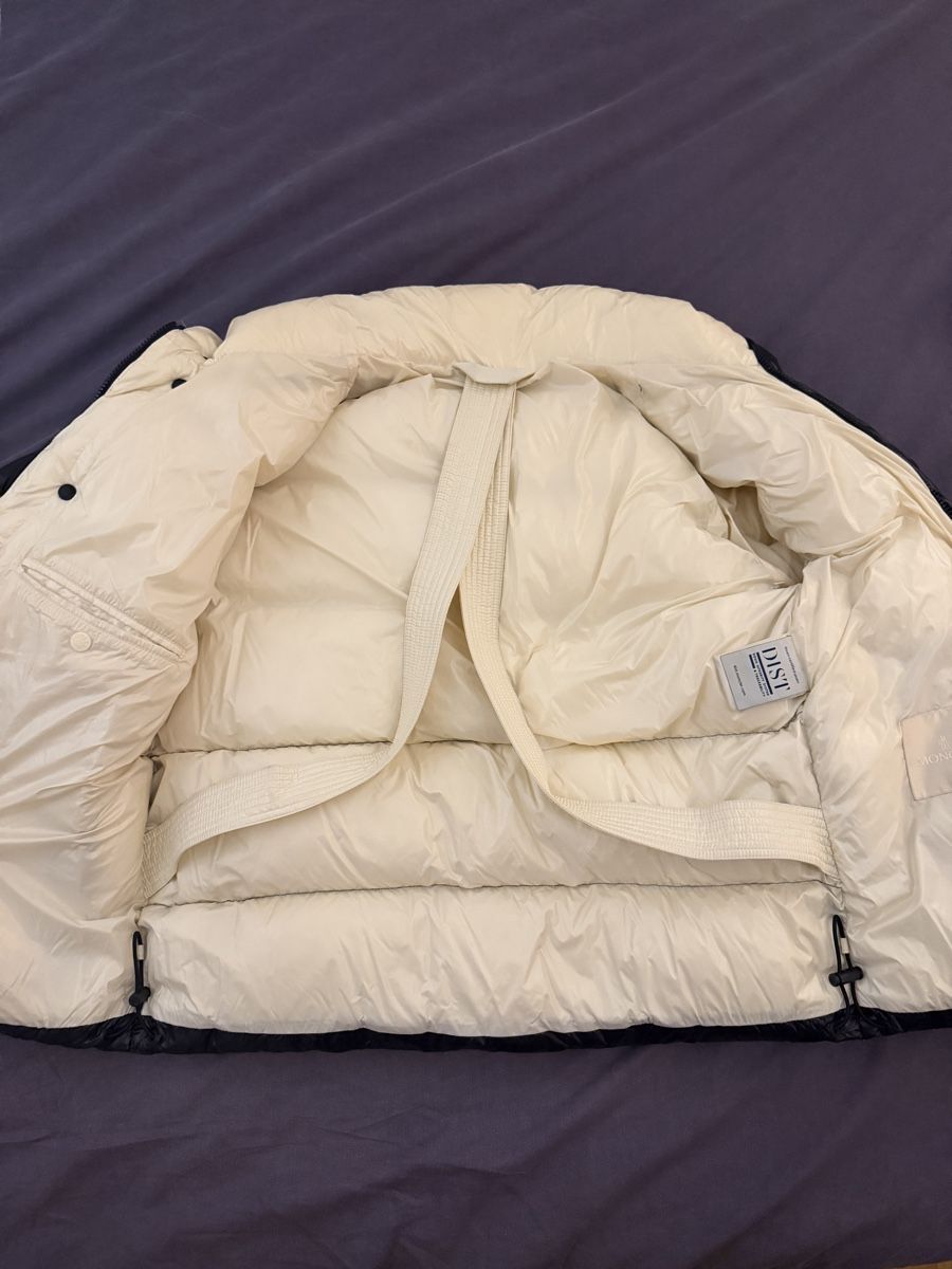 Moncler Giacche: Moncler Down jacket dervox – Nuovo (secondo la descrizione) da Yverdon-les-Bains venduto da sky_b568 4