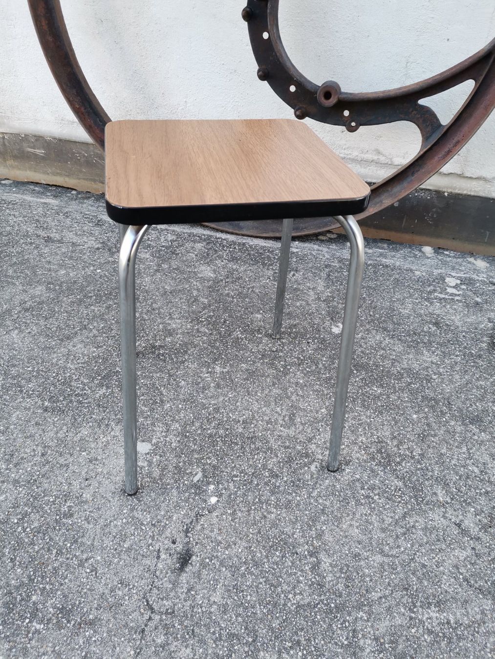 Hocker: Tabourettli, Hocker, Sitz, Vintage Tabourettli, Stuhl – Gebraucht aus Wiedlisbach von materialkreislauf 1