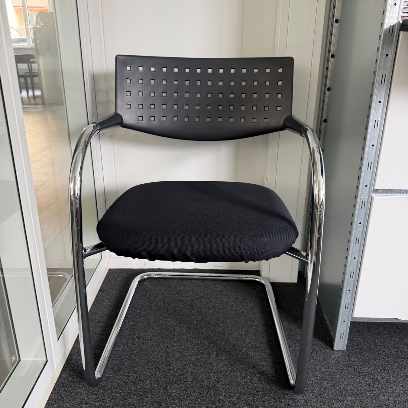 Vitra Stühle: 12 Vitra Freischwinger-Stühlen – Gebraucht aus Zürich von wasudami 1