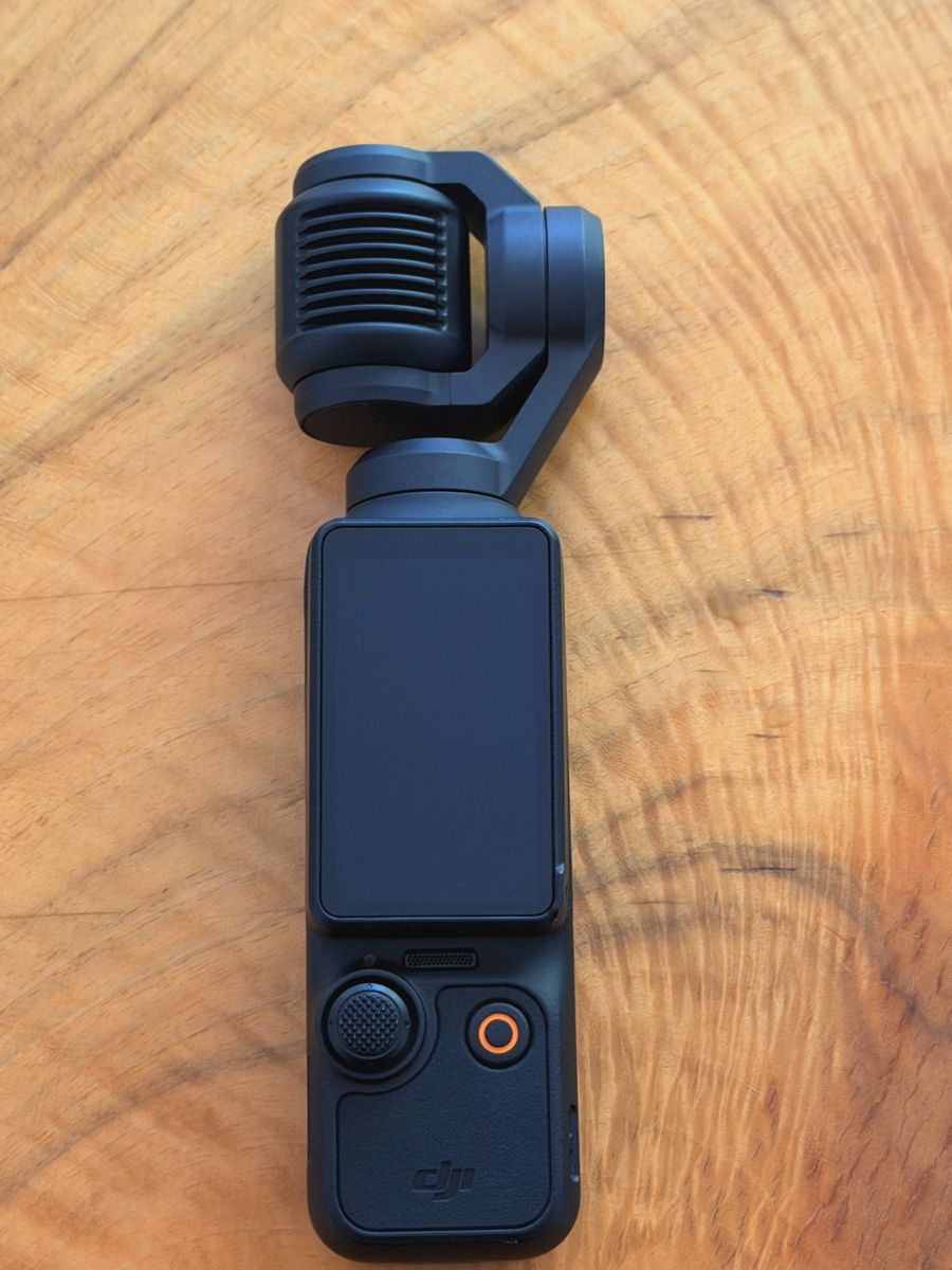 DJI Camcorder: 512GB SanDisk Pro + DJI Osmo Pocket 3 Creator Combo – Neu (gemäss Beschreibung) aus Wabern von clara_li 1