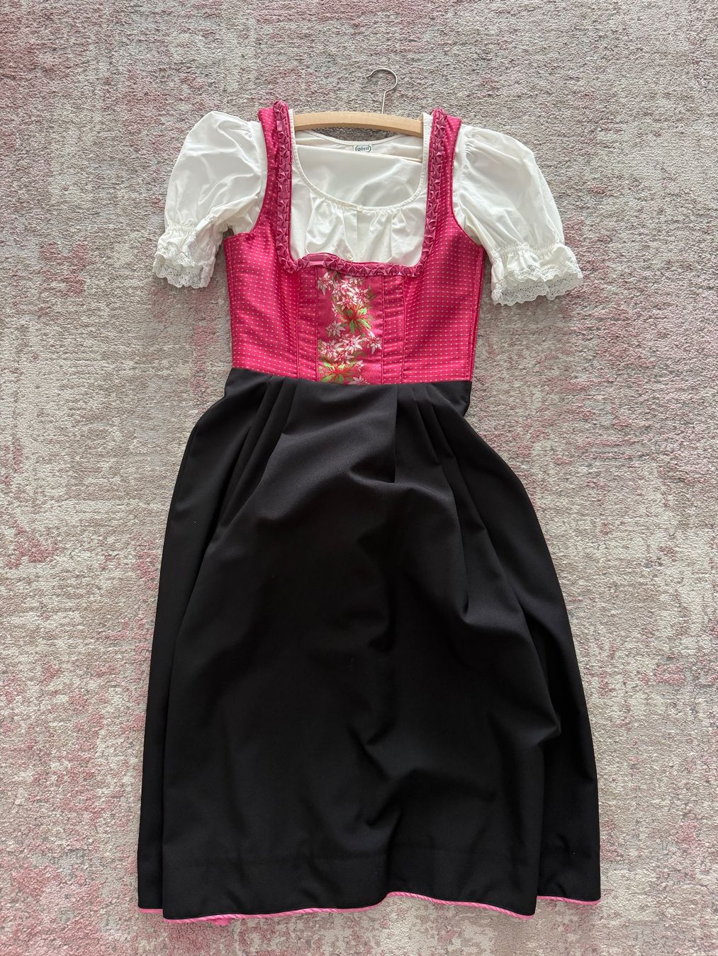 Vestiti: Dirndl der Marke gössl – Nuovo (secondo la descrizione) da Baar venduto da ElianeMueller 1
