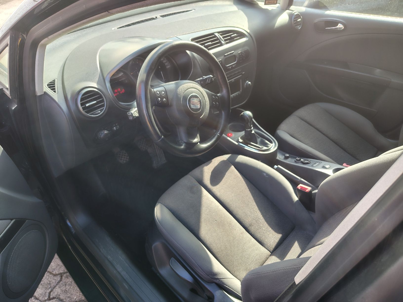 Seat Autos: Seat Leon 1.6 MPI – Defekt aus Reiden von bambi84 4