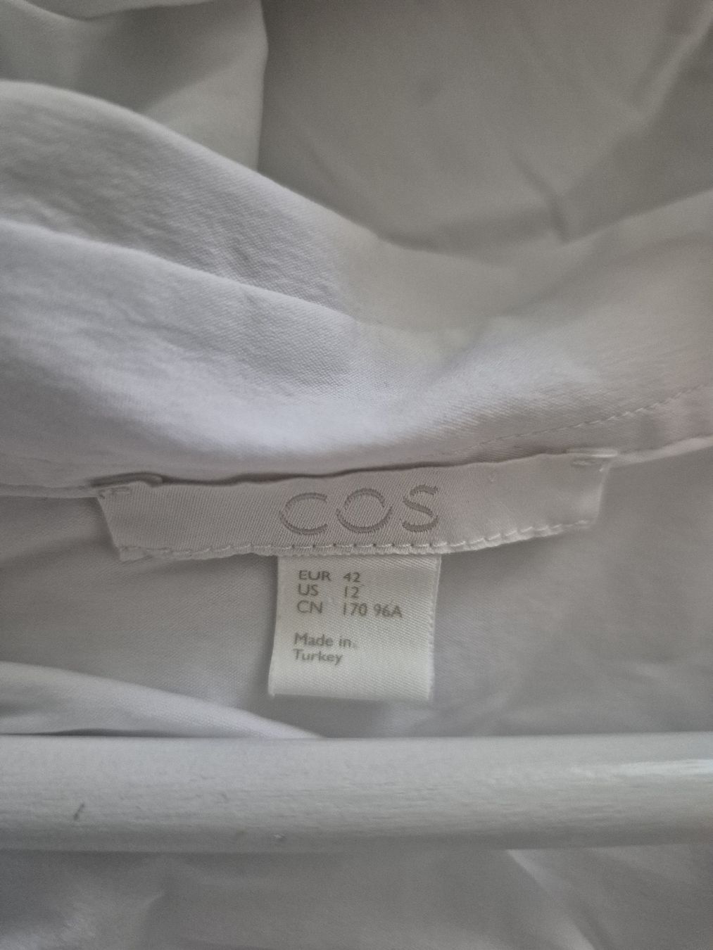 Cos Camicette: Cos bluse 42 – Usato da Gossau Zh venduto da A-Terrinha 1