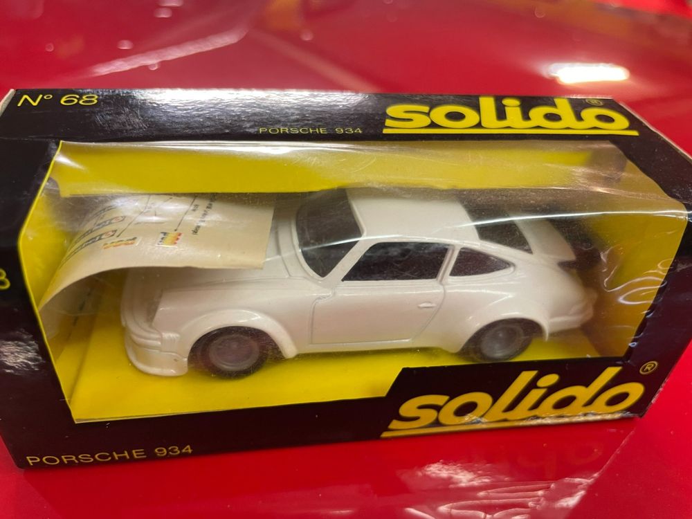 SOLIDO 1/43 METAL PORSCHE CARRERA CABRIOLET TURBO Slant Nose 1989 ROUGE