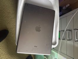 Ipad Air -A1474- icloude / Display top