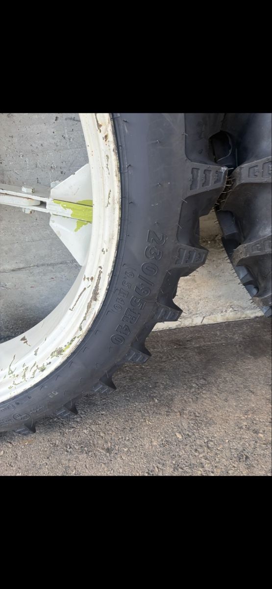 Pneumatici & Ruote complete: Doppelräder 9.5-40 und 9.5-24 – Usato da Schangnau venduto da UeliK0102 4