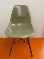 Eames Side Chair in Raw Umber