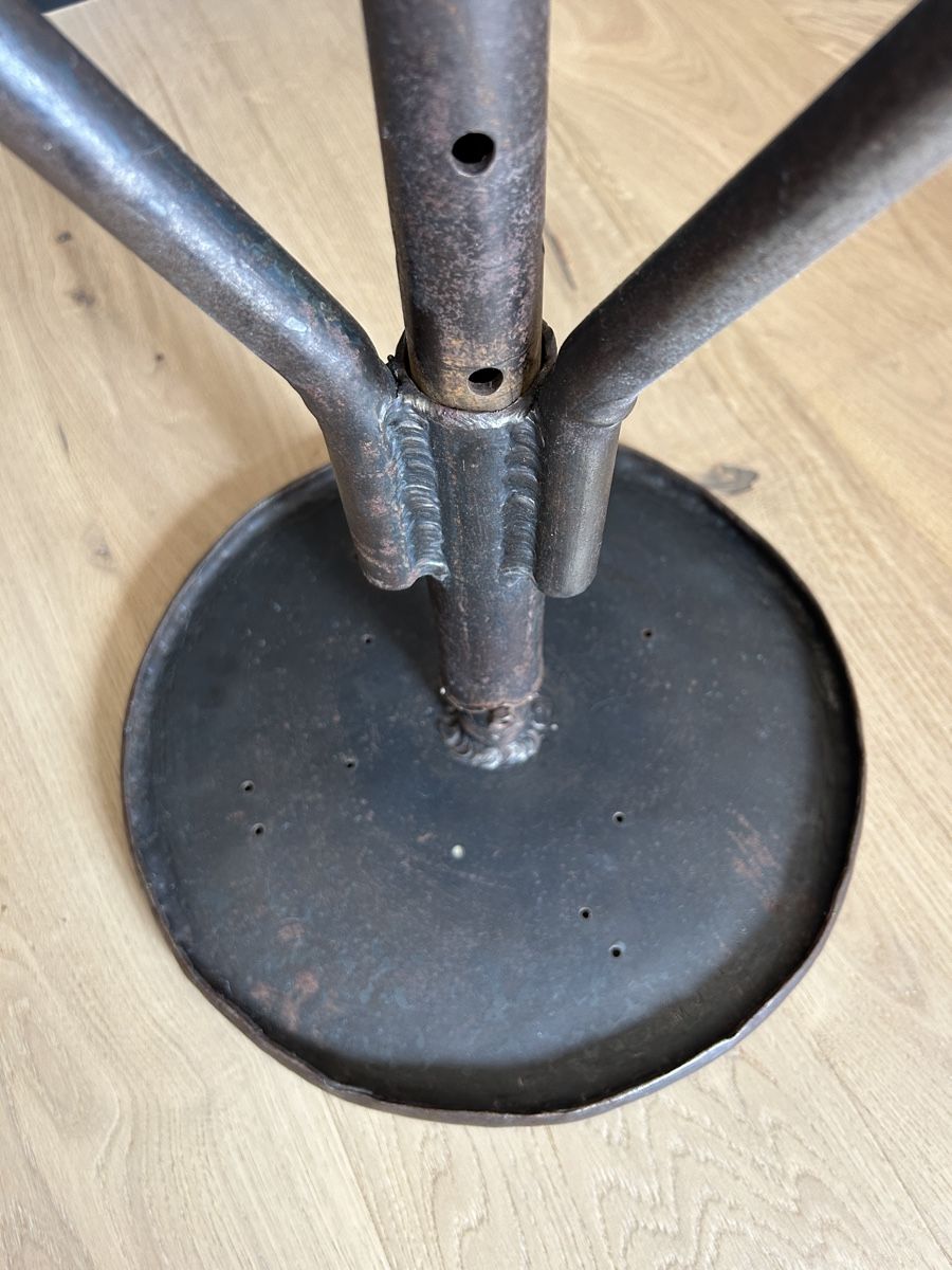 Hocker: Tabouret industriel usine Neuchatel vintage – Gebraucht aus St-Cergue von pinkgreen 3