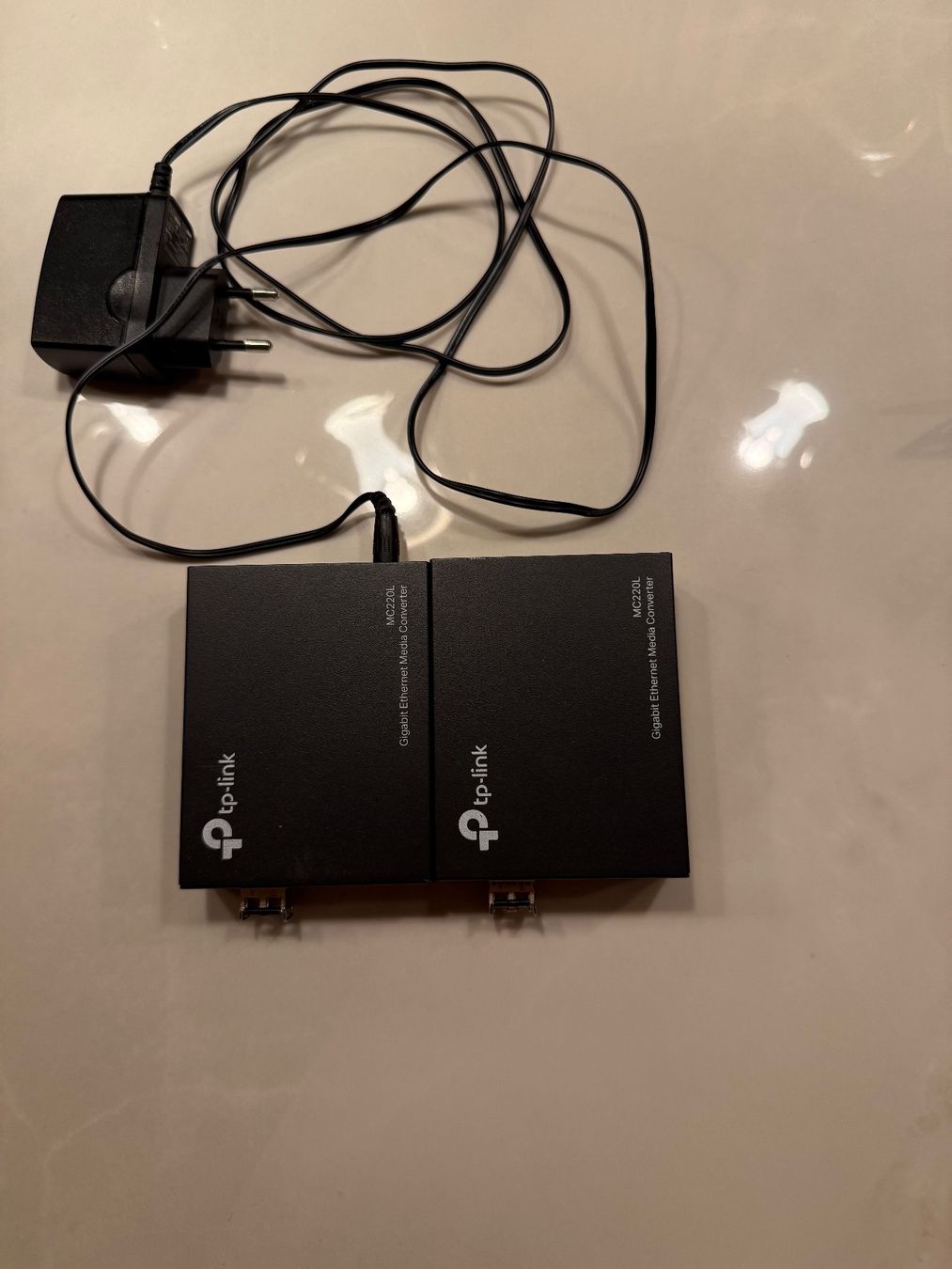 TP-Link Unità & Adattatore: TP-Link MC200 Gigabit Ethernet Converter mit Transceiver – Usato da Wollerau venduto da cho_7k6w