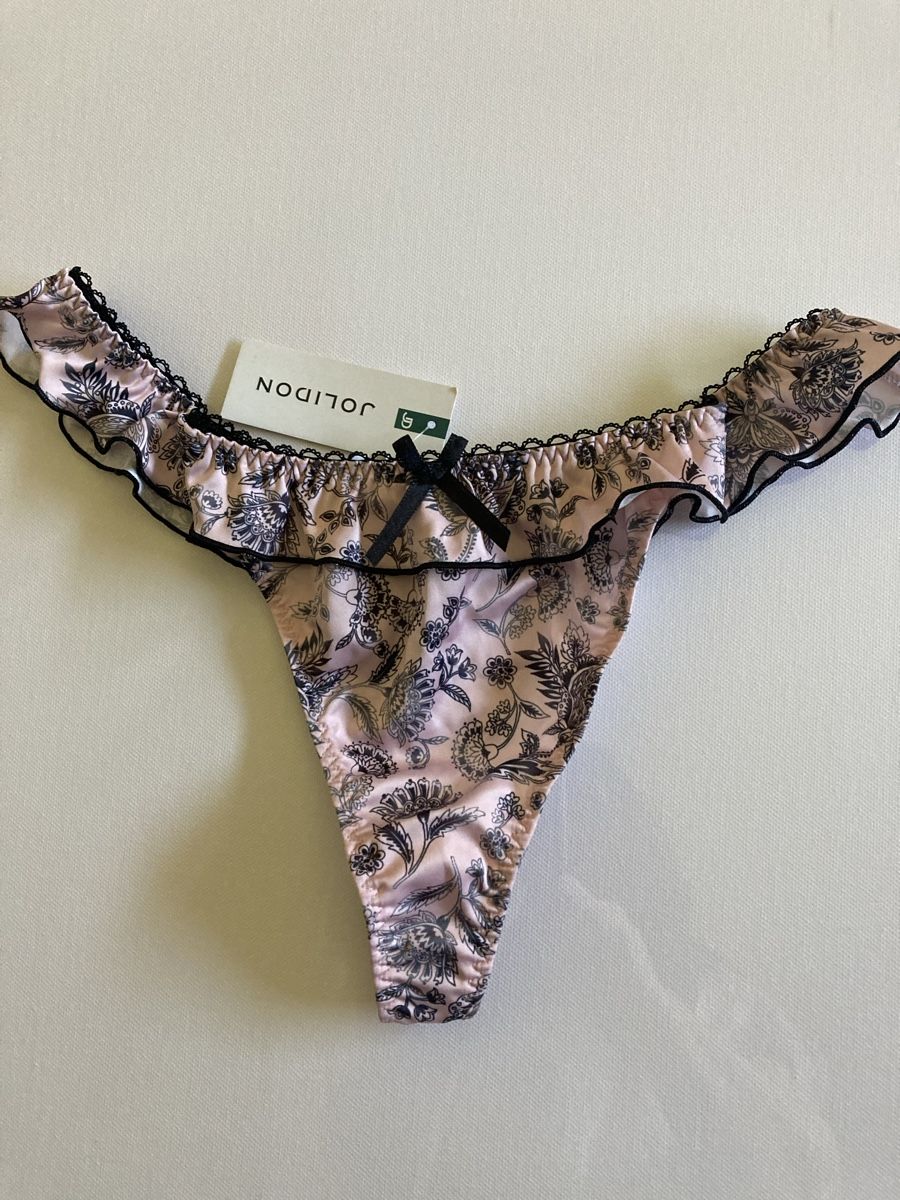 Altra biancheria intima: String neuf taille 36 – Nuovo e nell'imballaggio originale da Orbe venduto da Jade333