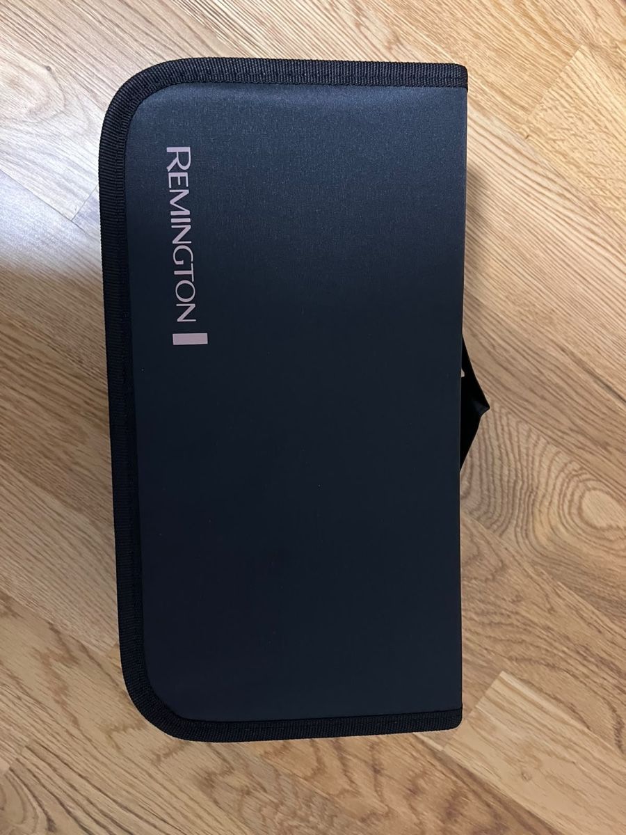 Remington Piastre & Arricciacapelli: Remington Styler Tasche mit Zubehoer – Nuovo (secondo la descrizione) da Oetwil am See venduto da Bjk101 1