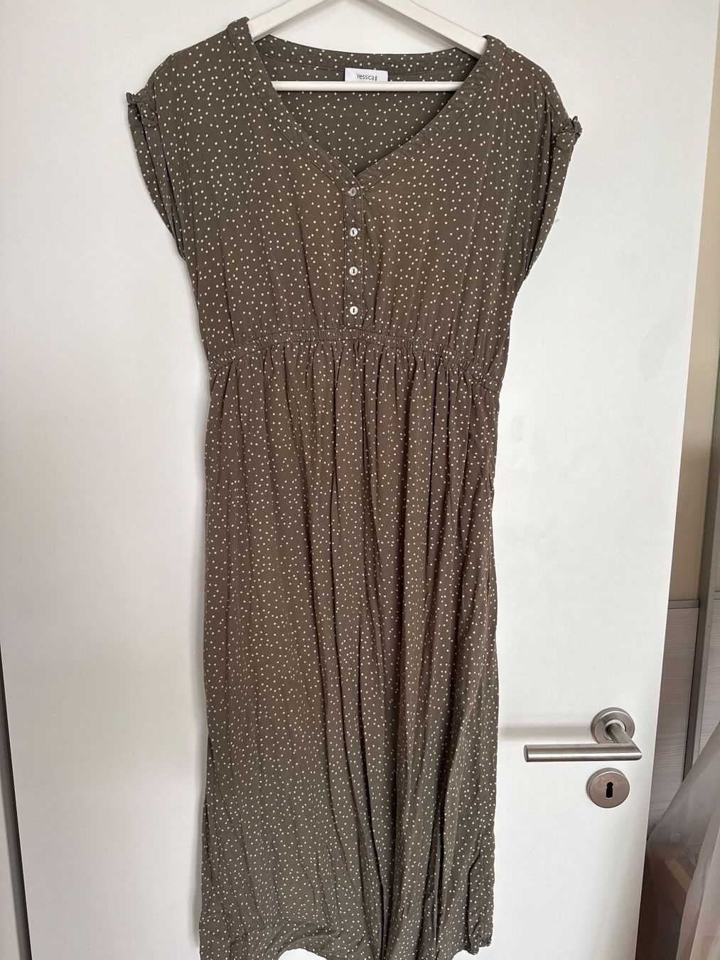 C&A Robes: Umstandsmode Kleid von C&A Gr.34 – D'occasion à Schönenwerd par d.chiara