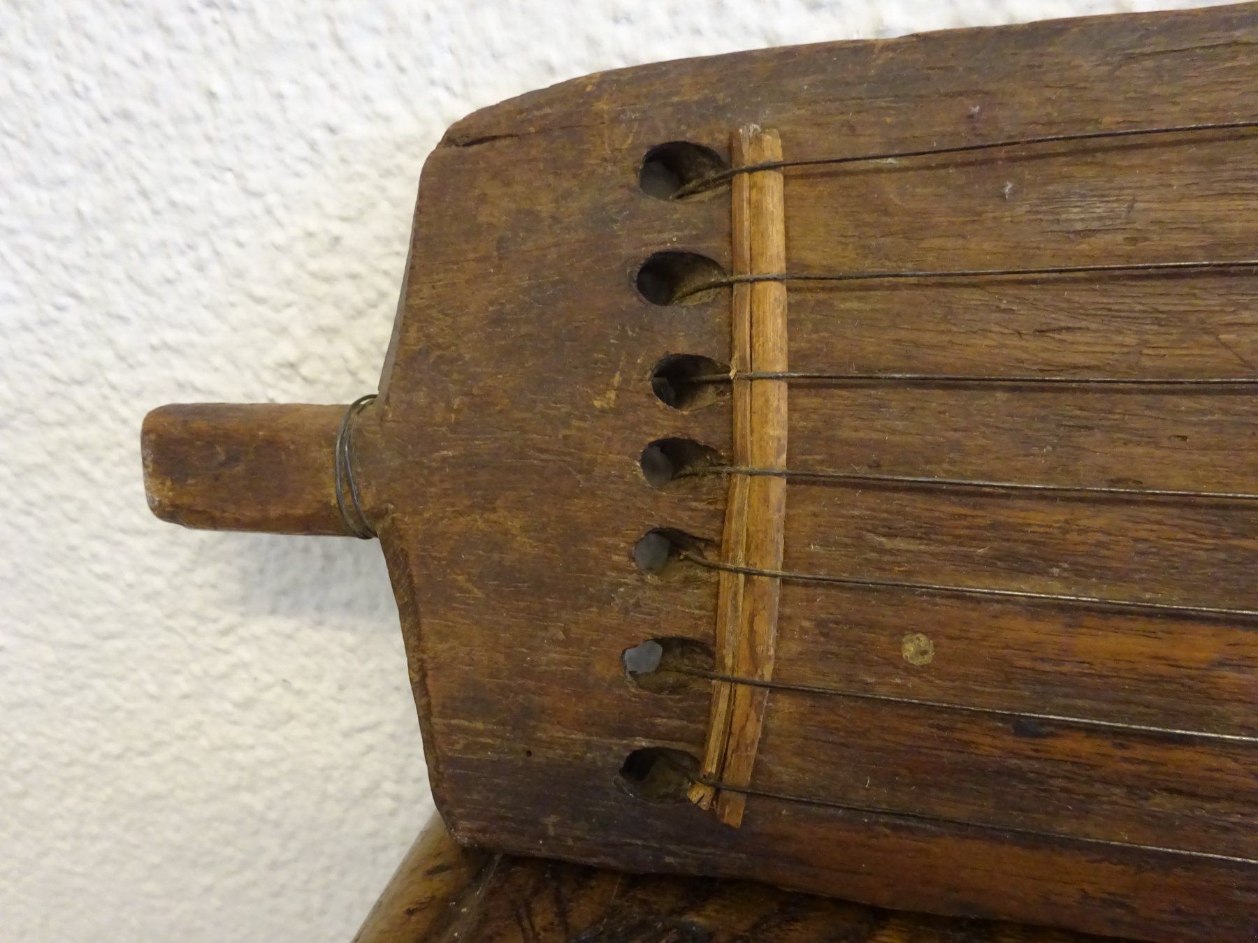 Strumenti musicali: Antike Brettzither – Usato da Esslingen venduto da eintagammeer 2