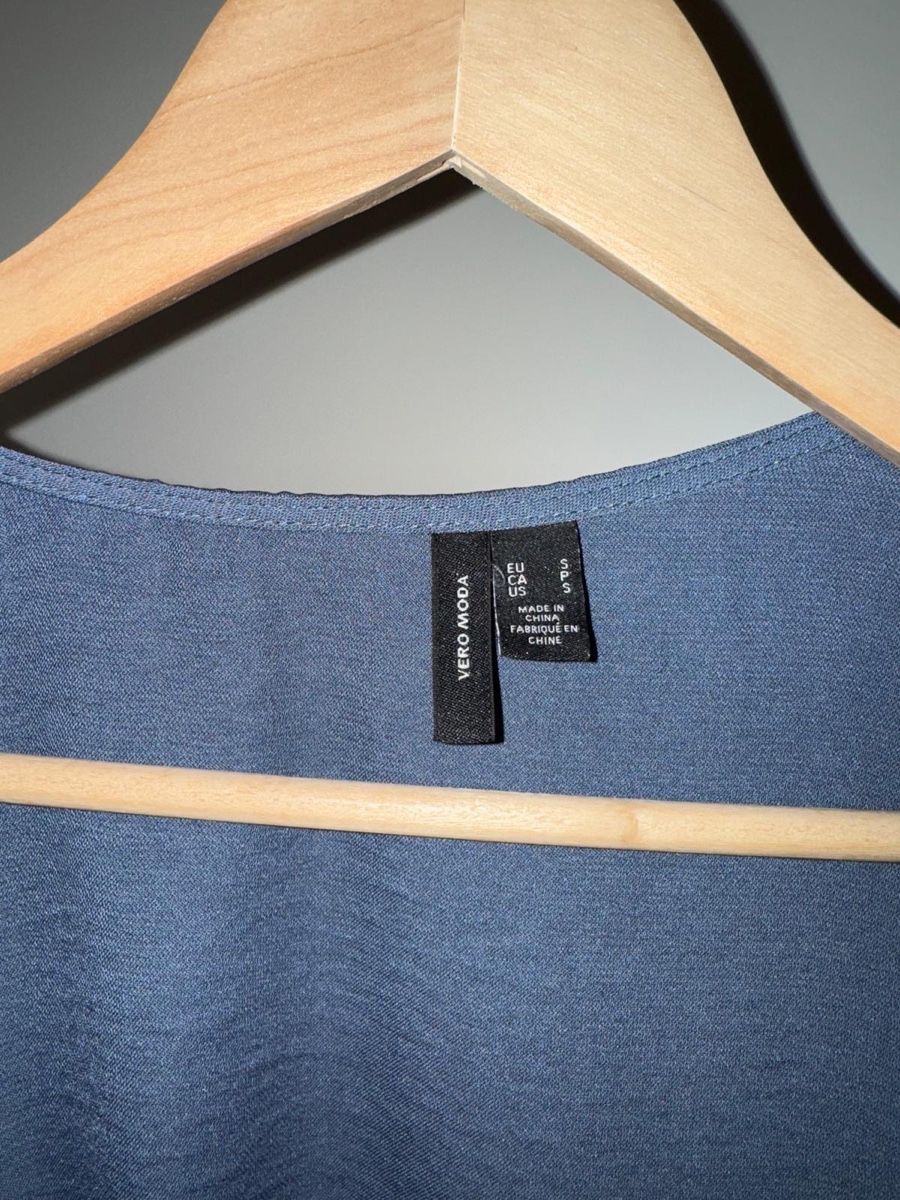 Blusen: Elegante bluse zum schnüren – Gebraucht aus Zofingen von ismail01a 3