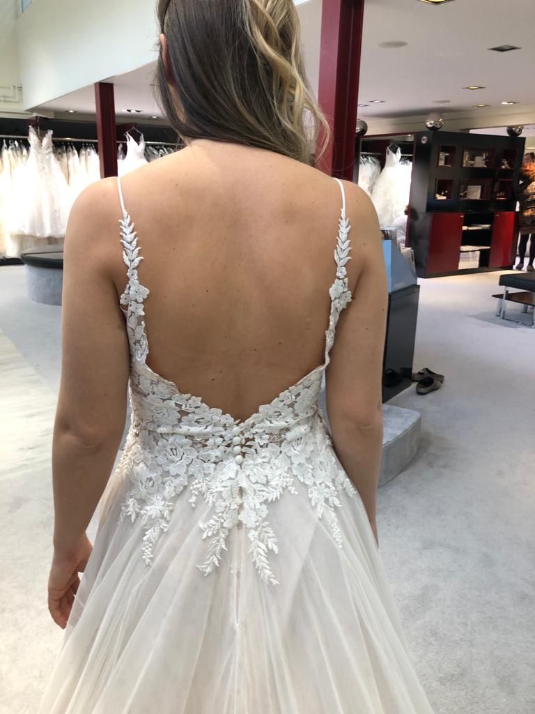 Vestiti: Ungetragenes Brautkleid Grösse 38 – Nuovo e nell'imballaggio originale da Villmergen venduto da VNY 4