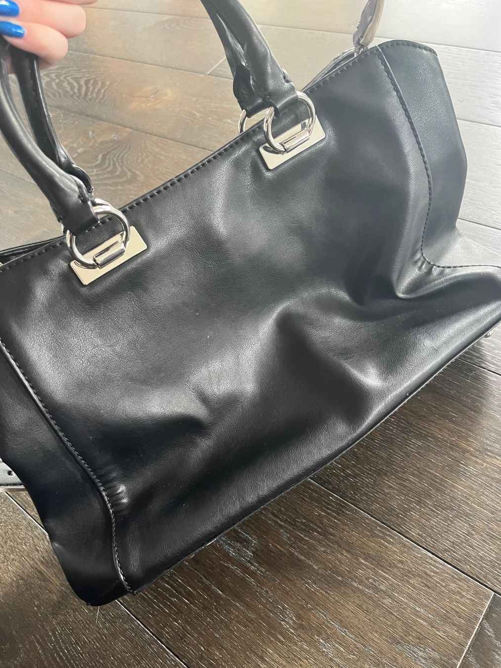 Guess Taschen für Damen: Sac à main Guess – Gebraucht aus Posieux von evs_57x2 2