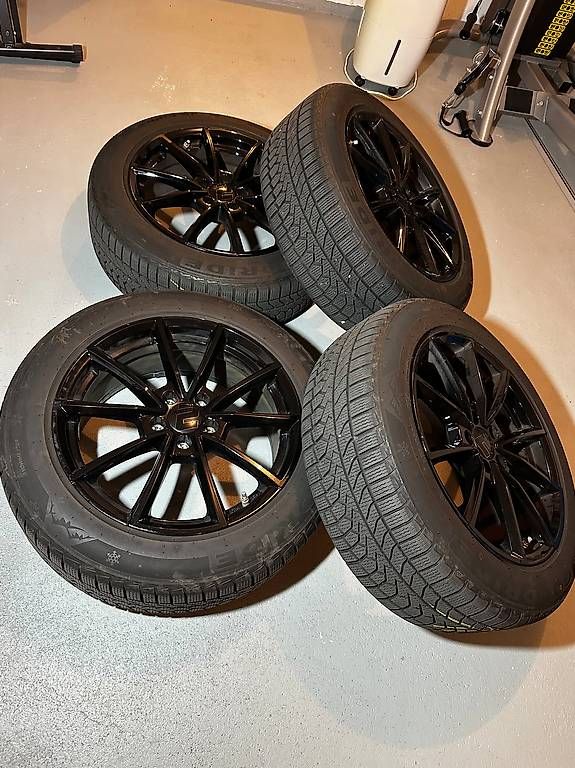 Pneumatici & Ruote complete: 4 Winter Kompletträder 18 Zoll  – Usato da Villmergen venduto da bipa1