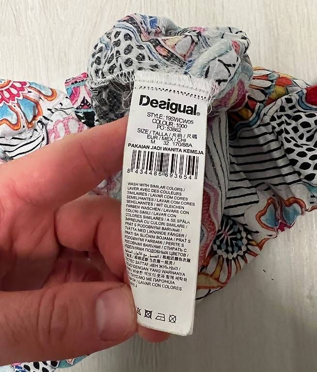 Desigual Camicette: Chemisier Desigual  Taille M  100% viscose – Usato da Coppet venduto da diablogogo 3