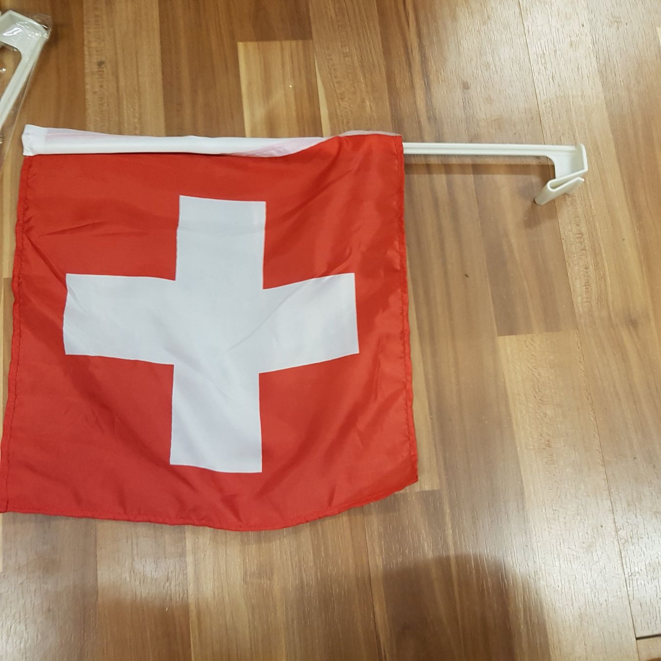 Bandiere: Autofahne Ch L6 – Nuovo e nell'imballaggio originale da Schwarzenburg venduto da Flamingo07